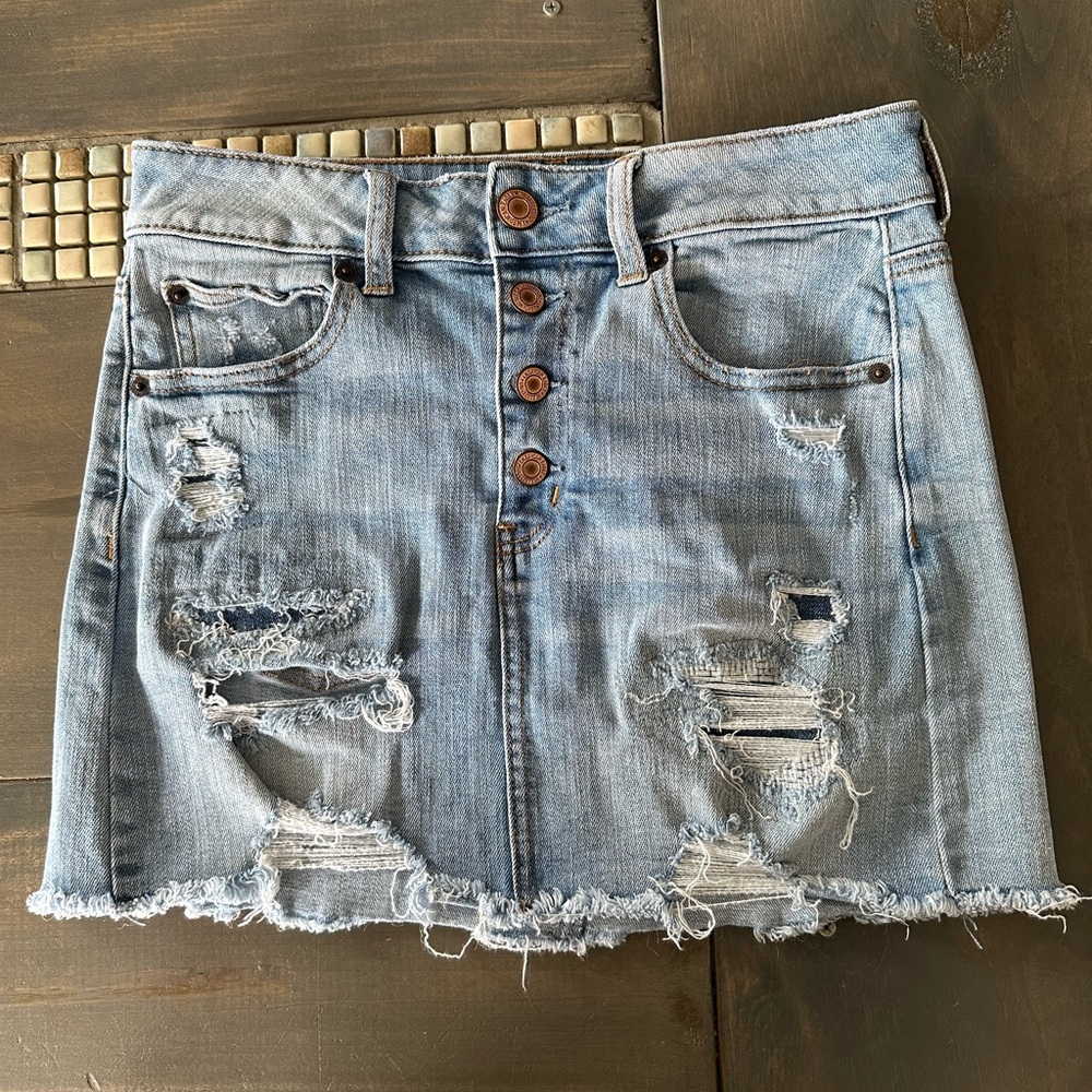 American Eagle Heavily Distressed Super Stretch High Rise Mini Skirt - Size 8
